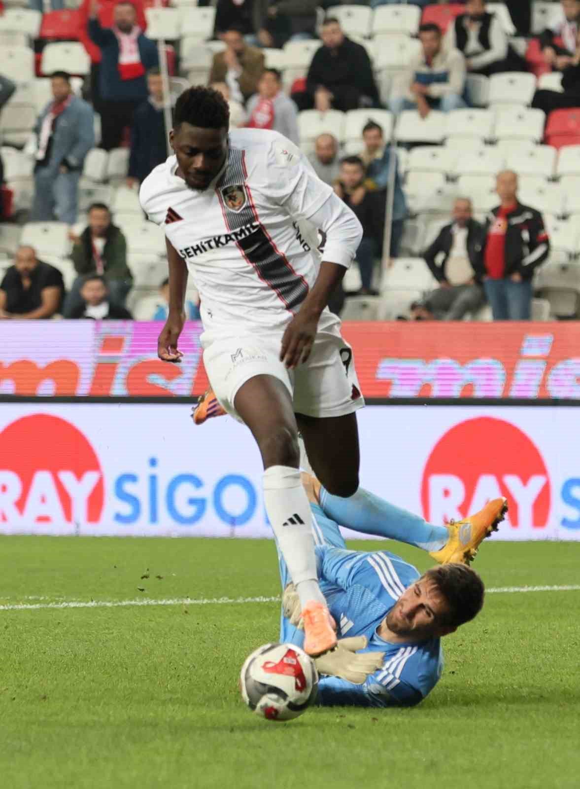 trendyol super lig antalyaspor 1 gaziantep fk 4 mac sonucu 27 7AZCaz8b