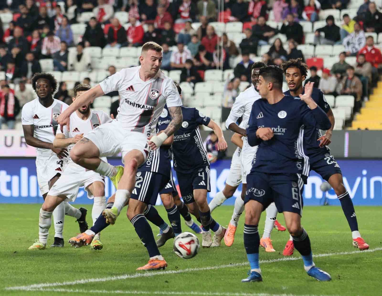 trendyol super lig antalyaspor 1 gaziantep fk 4 mac sonucu 3