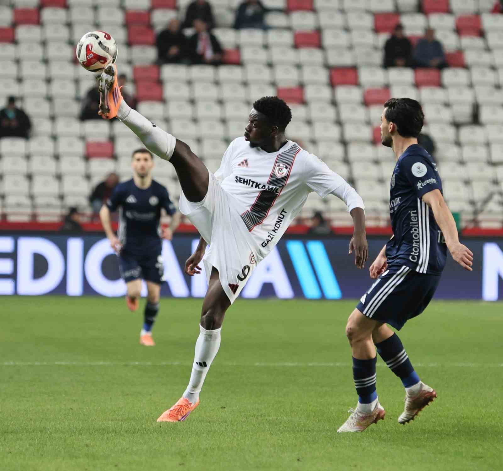 trendyol super lig antalyaspor 1 gaziantep fk 4 mac sonucu 8 De1pl8JY