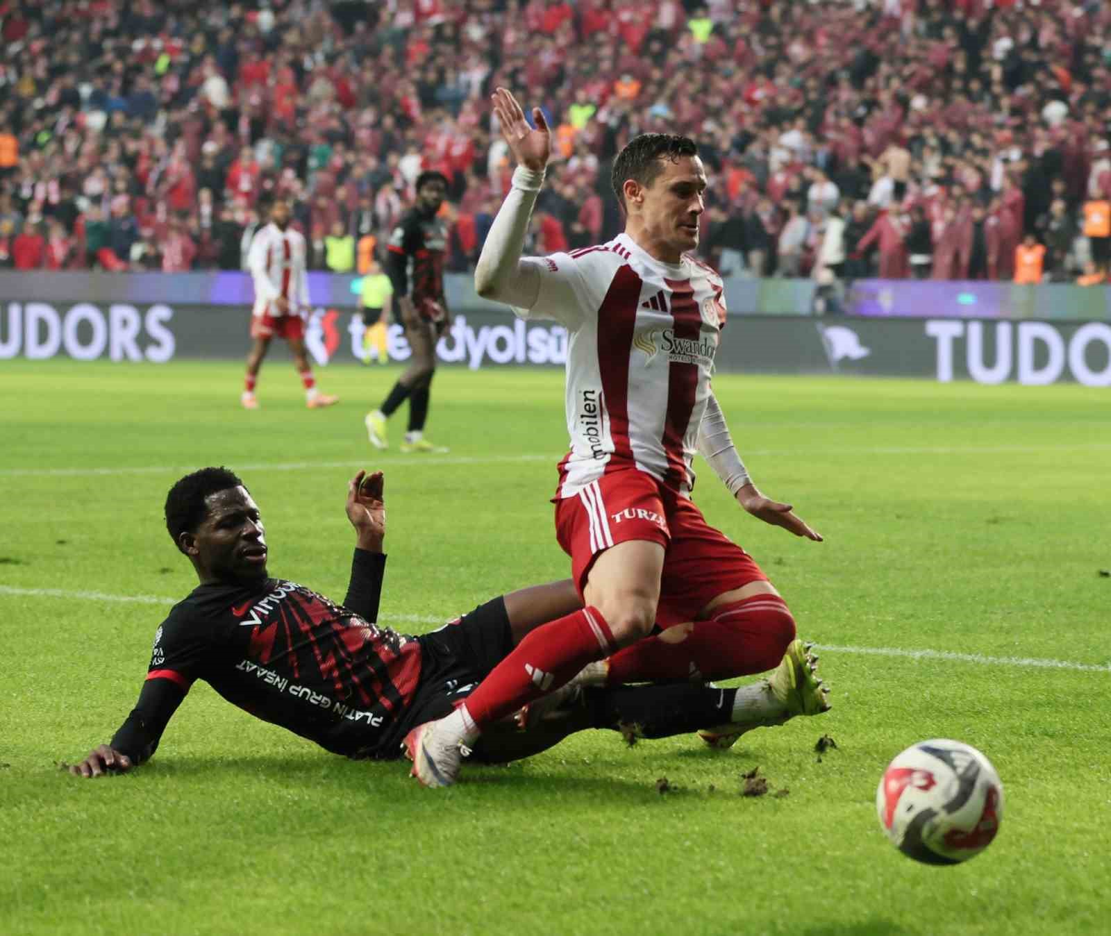 trendyol super lig antalyaspor 1 genclerbirligi 1 ilk yari 14 K8klkrhy