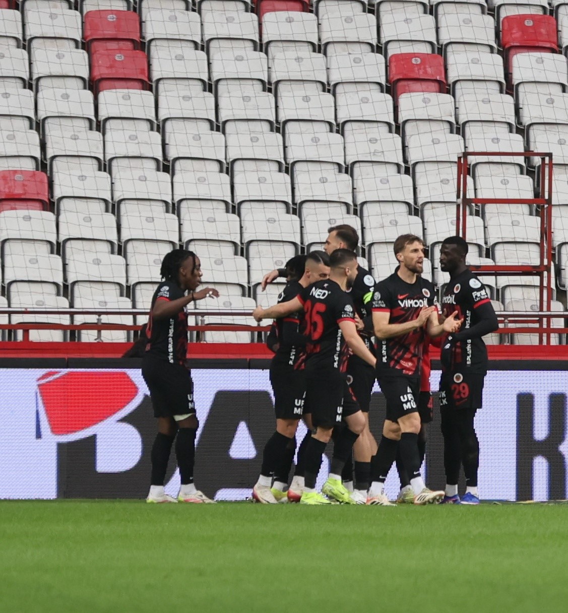 trendyol super lig antalyaspor 1 genclerbirligi 1 ilk yari 15