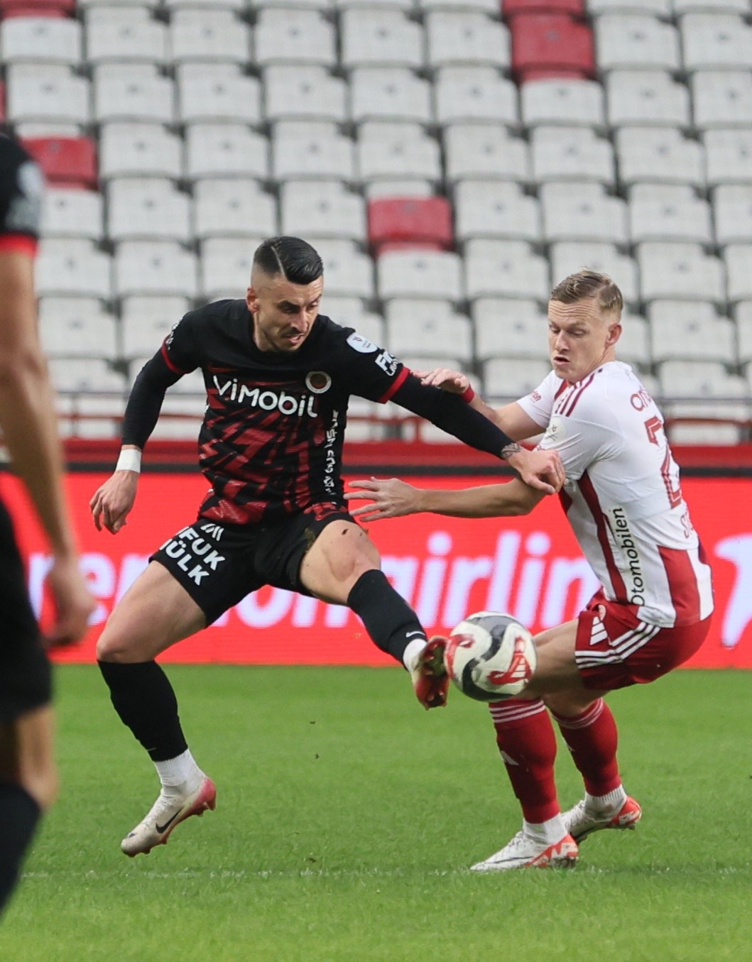 trendyol super lig antalyaspor 1 genclerbirligi 1 ilk yari 16 gvTVnfrX