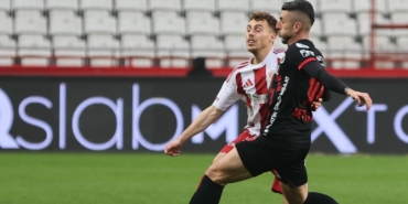 trendyol-super-lig-antalyaspor-1-genclerbirligi-1-ilk-yari-3Ti1UBr6.jpg