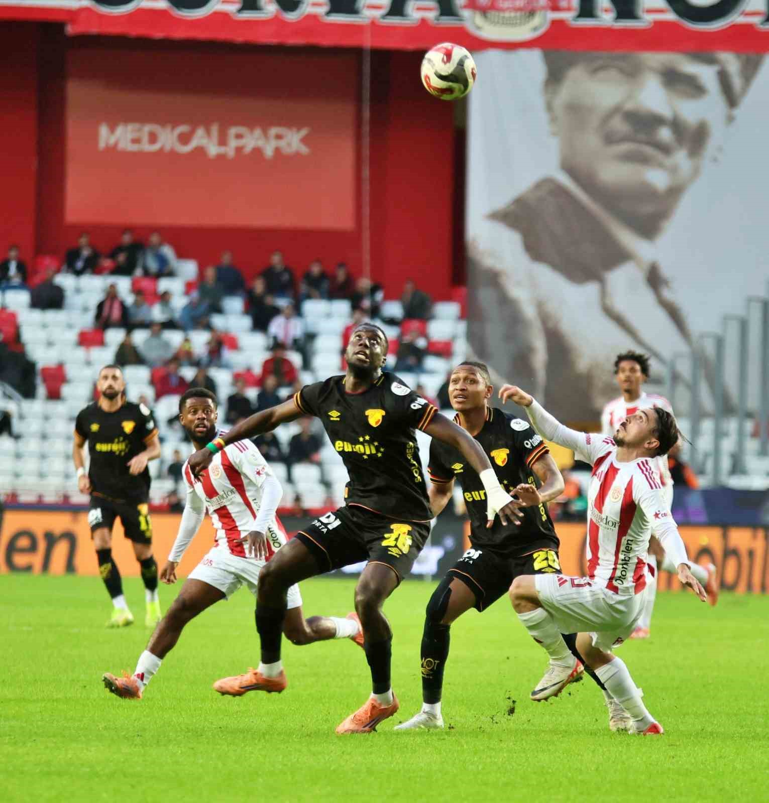 Trendyol Süper Lig: Antalyaspor: 1 - Göztepe: 0 (İlk yarı) 17 trendyol super lig antalyaspor 1 goztepe 0 ilk yari 13