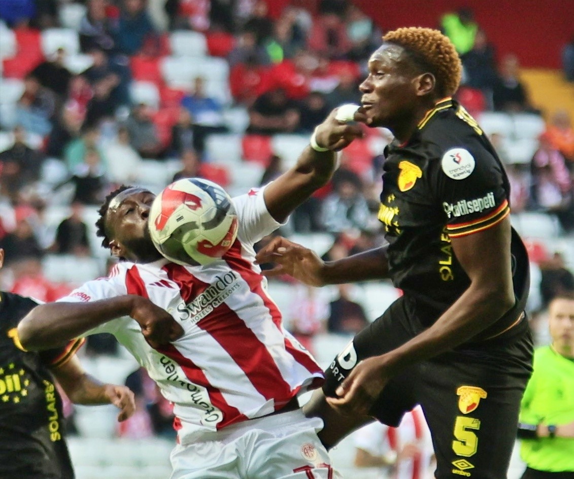 Trendyol Süper Lig: Antalyaspor: 1 - Göztepe: 0 (İlk yarı) 7 trendyol super lig antalyaspor 1 goztepe 0 ilk yari 3 JLpKJhcs