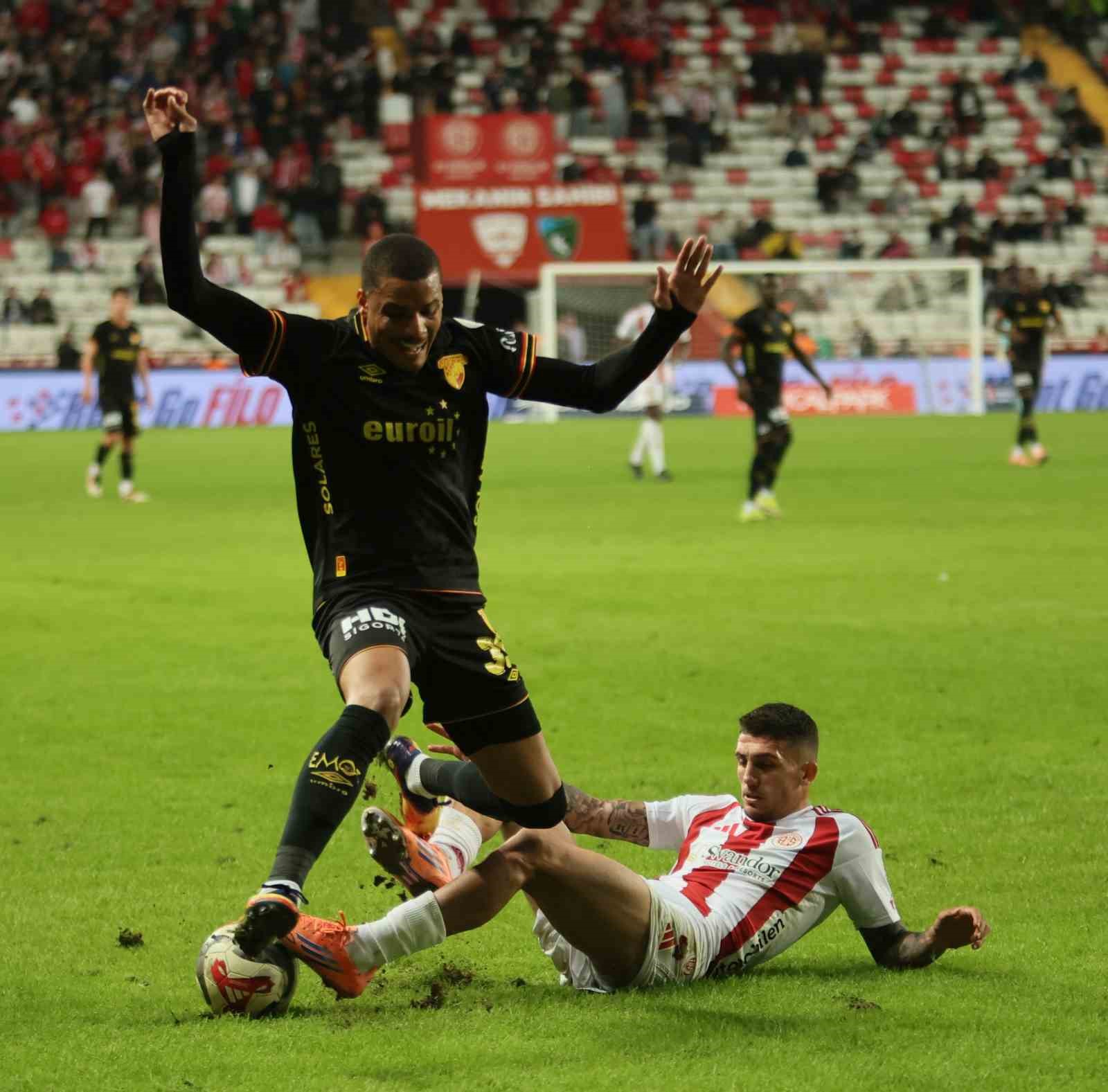 trendyol super lig antalyaspor 1 goztepe 2 mac sonucu 12 DvTCg2gL