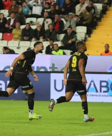 trendyol-super-lig-antalyaspor-1-goztepe-2-mac-sonucu-HtXyTA7T.jpg