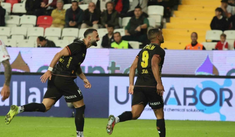 trendyol-super-lig-antalyaspor-1-goztepe-2-mac-sonucu-HtXyTA7T.jpg