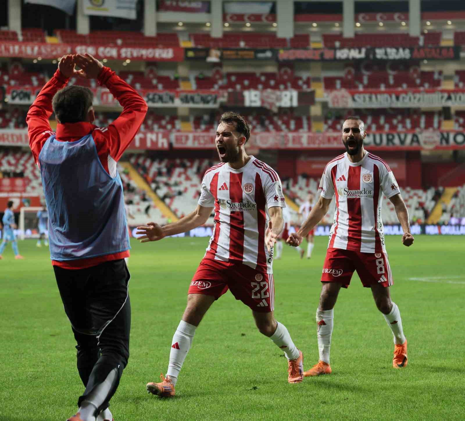 trendyol super lig antalyaspor 1 trabzonspor 0 ilk yari 11 DzXfLu8r