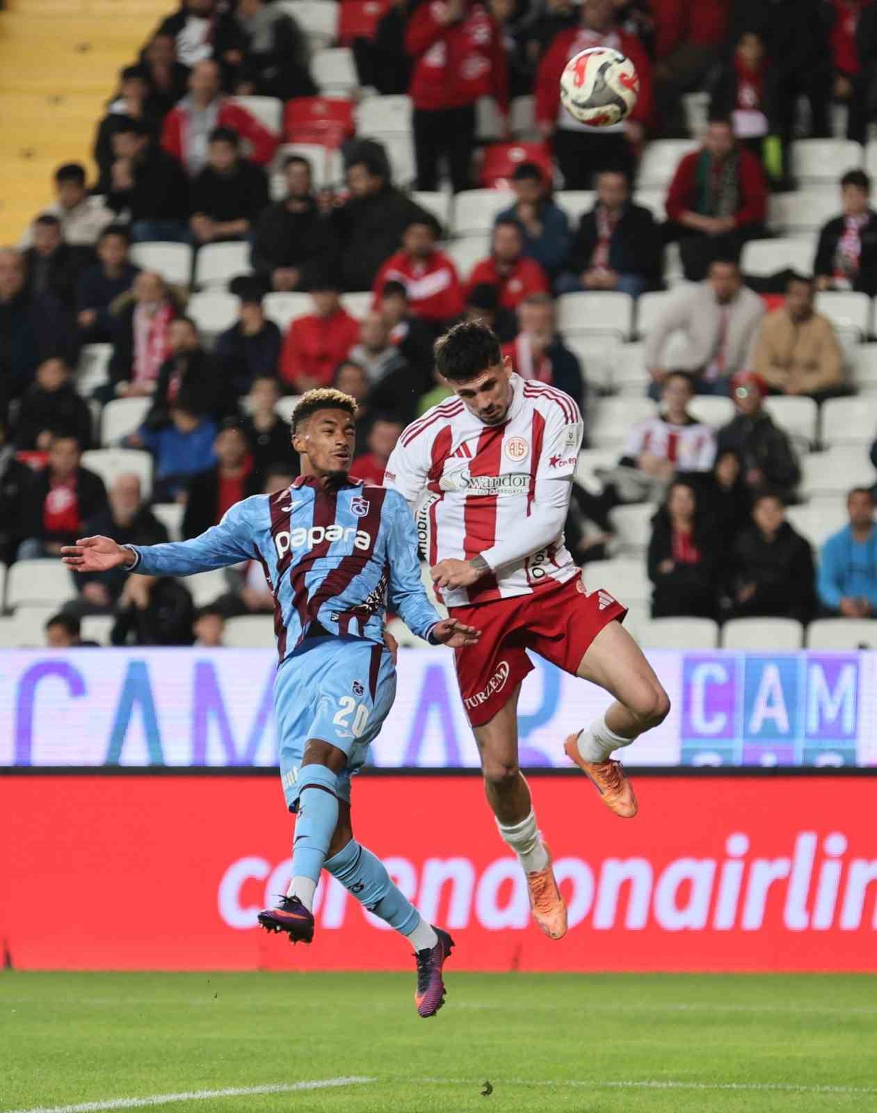 trendyol super lig antalyaspor 1 trabzonspor 0 ilk yari 15 ZtkKEE2v