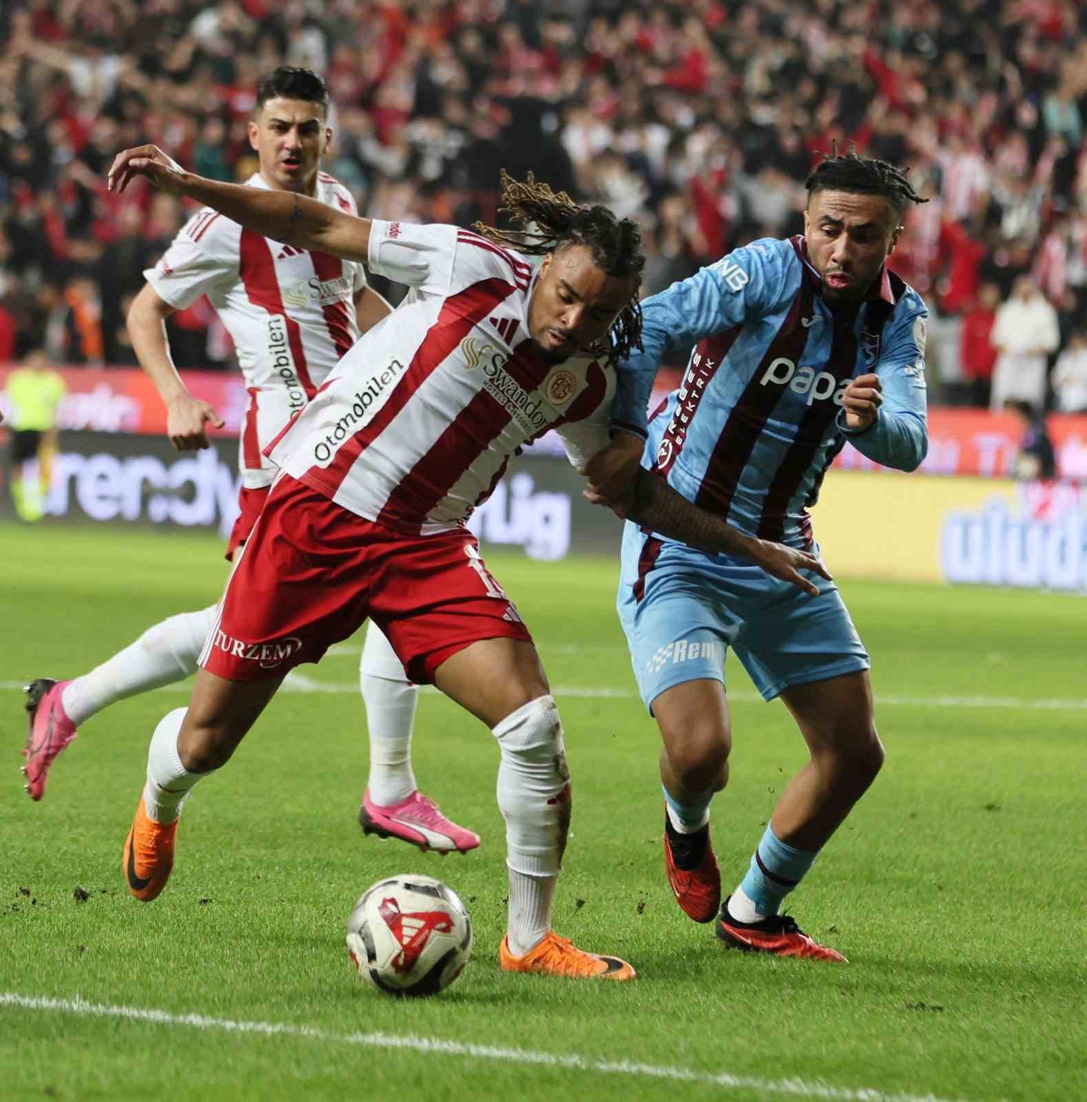 trendyol super lig antalyaspor 1 trabzonspor 0 ilk yari 21 hgremEw4