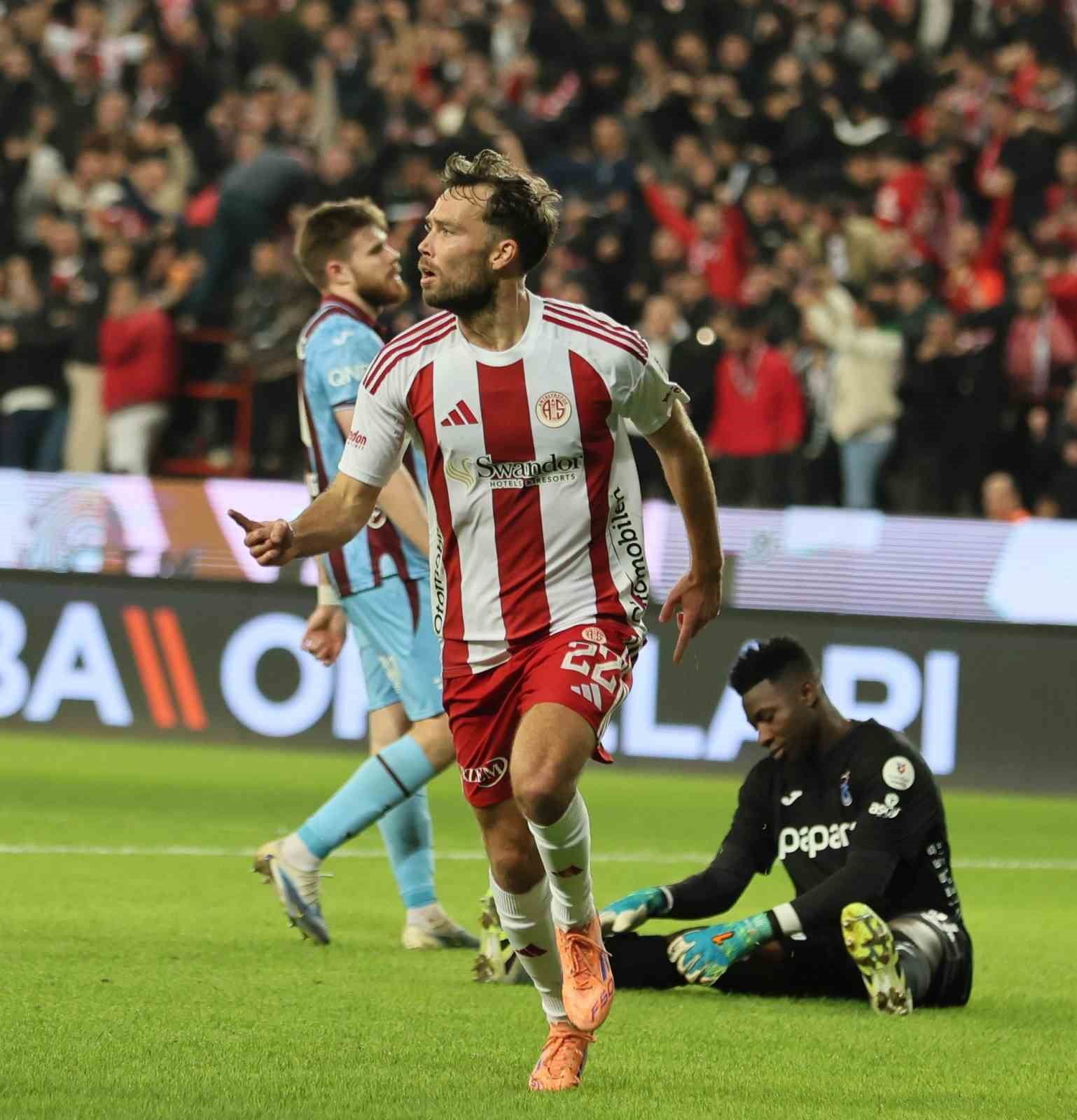 trendyol super lig antalyaspor 1 trabzonspor 0 ilk yari 25 qrX6nLBP