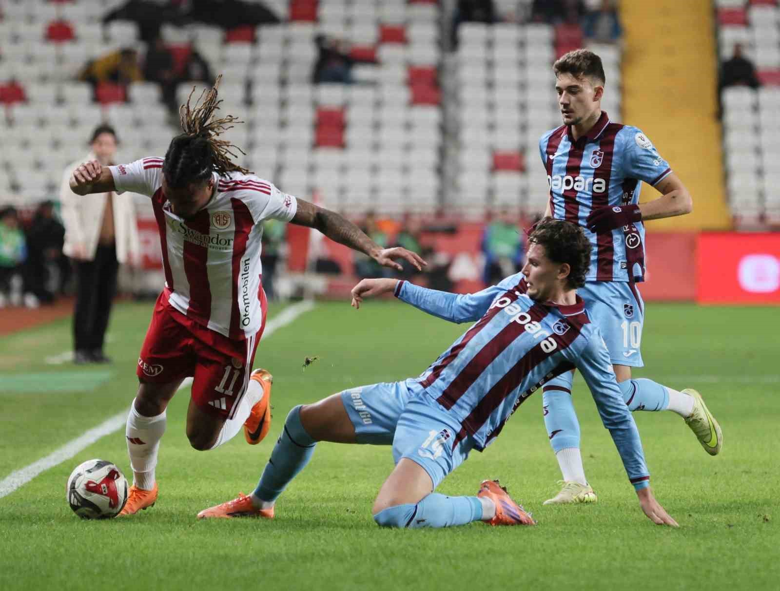 trendyol super lig antalyaspor 1 trabzonspor 0 ilk yari 6 7sVDlzXh