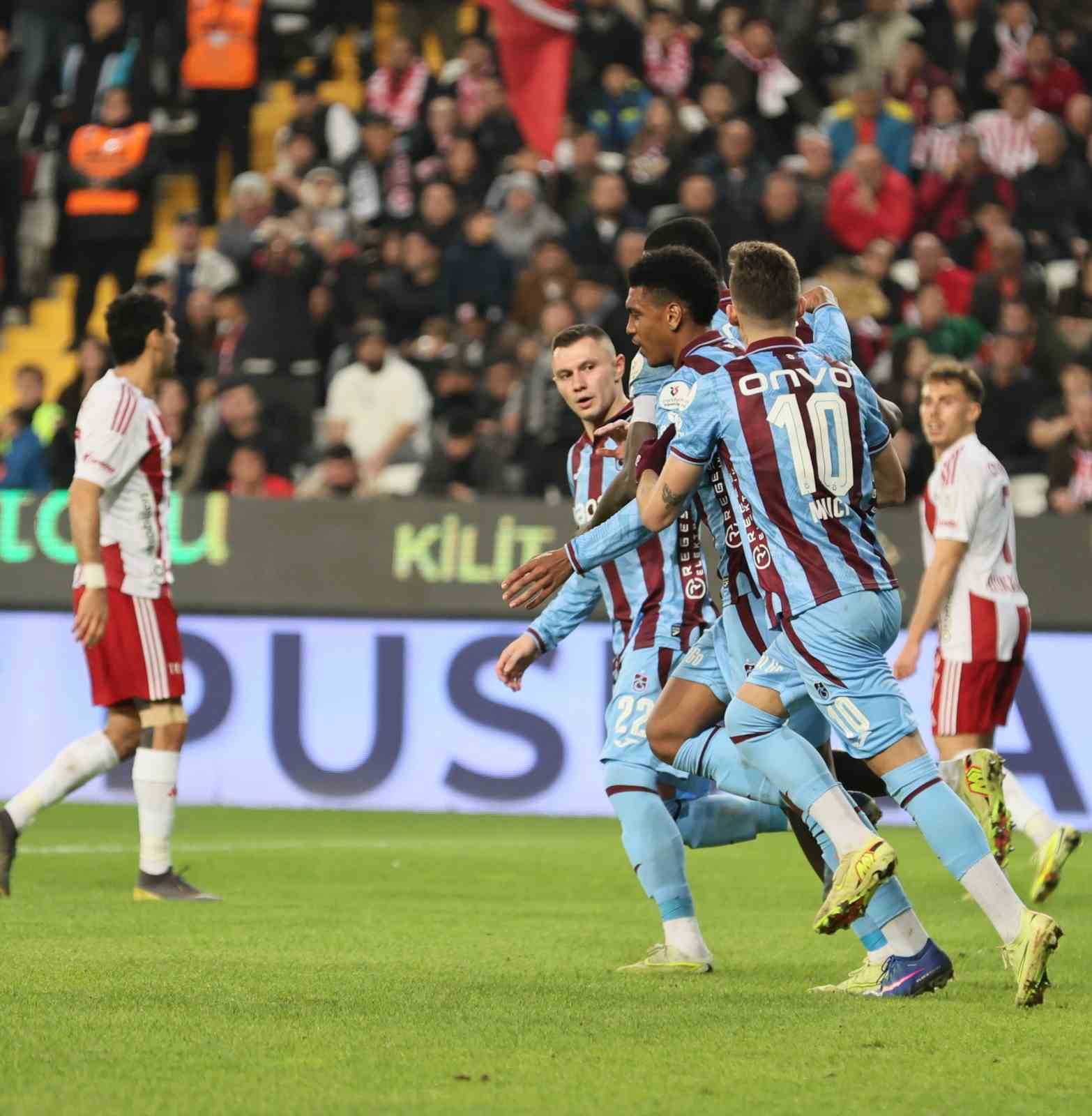 trendyol super lig antalyaspor 1 trabzonspor 1 mac sonucu 6 CjKchGNX
