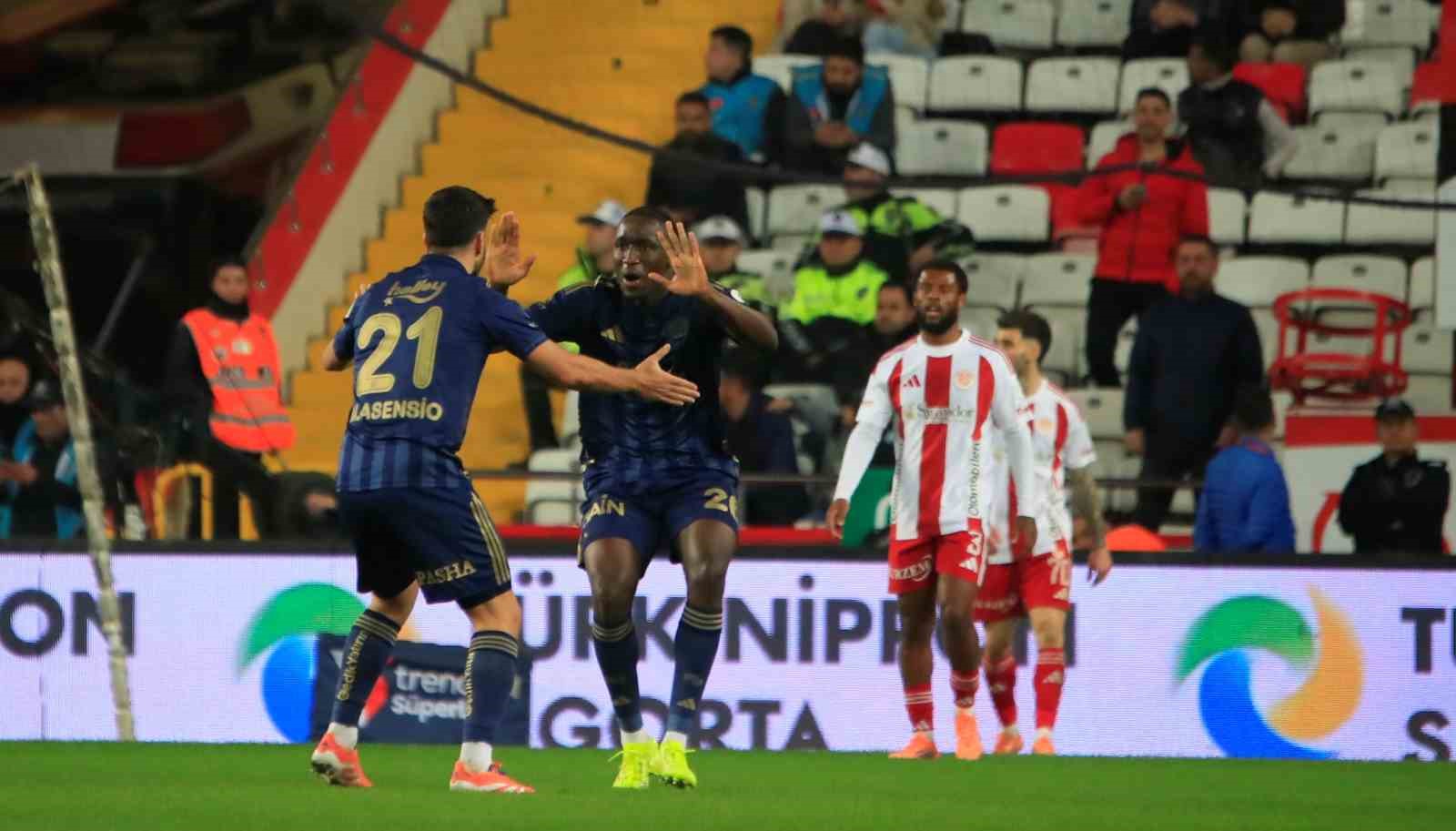 trendyol super lig antalyaspor 2 fenerbahce 2 mac sonucu 10 OnmlLA6n
