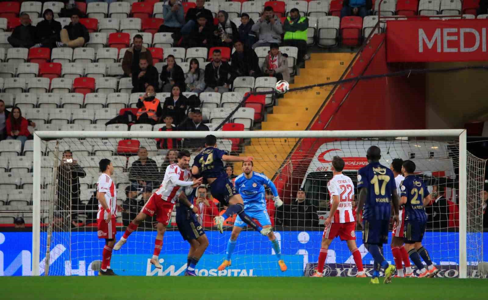 trendyol super lig antalyaspor 2 fenerbahce 2 mac sonucu 11 OI77Tk23