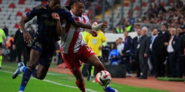 trendyol-super-lig-antalyaspor-2-fenerbahce-2-mac-sonucu-3GvrnRHA.jpg