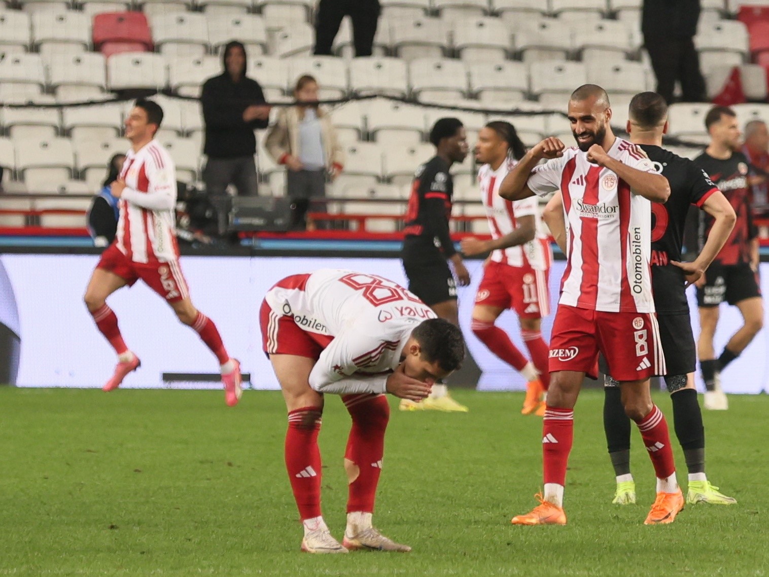 trendyol super lig antalyaspor 2 genclerbirligi 1 mac sonucu 2 M4KY8StQ