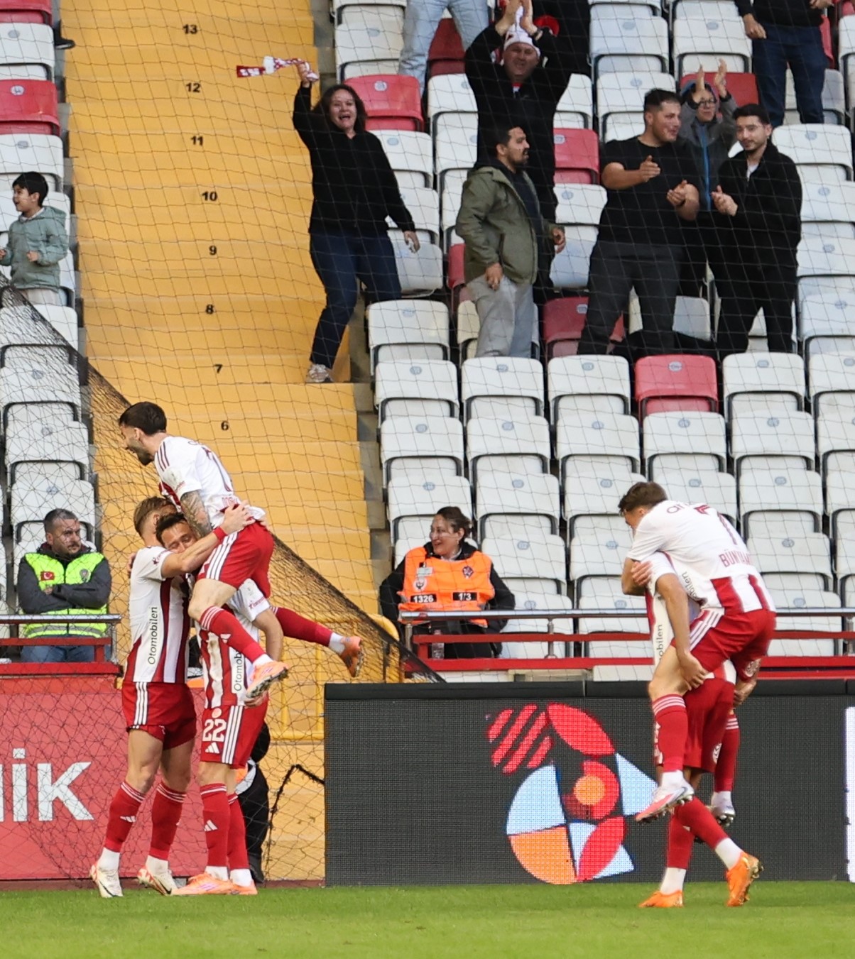 Trendyol Süper Lig: Antalyaspor: 3 - Eyüpspor: 0 (Maç sonucu) 21 trendyol super lig antalyaspor 3 eyupspor 0 mac sonucu 17 p62YtkQn