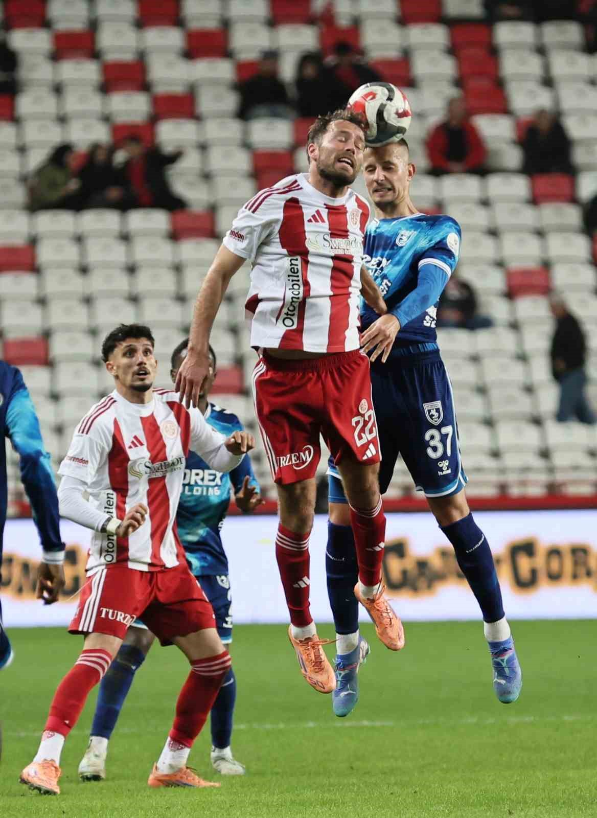 Trendyol Süper Lig: Antalyaspor: 3 - Samsunspor: 1 (Maç sonucu) 14 trendyol super lig antalyaspor 3 samsunspor 1 mac sonucu 10