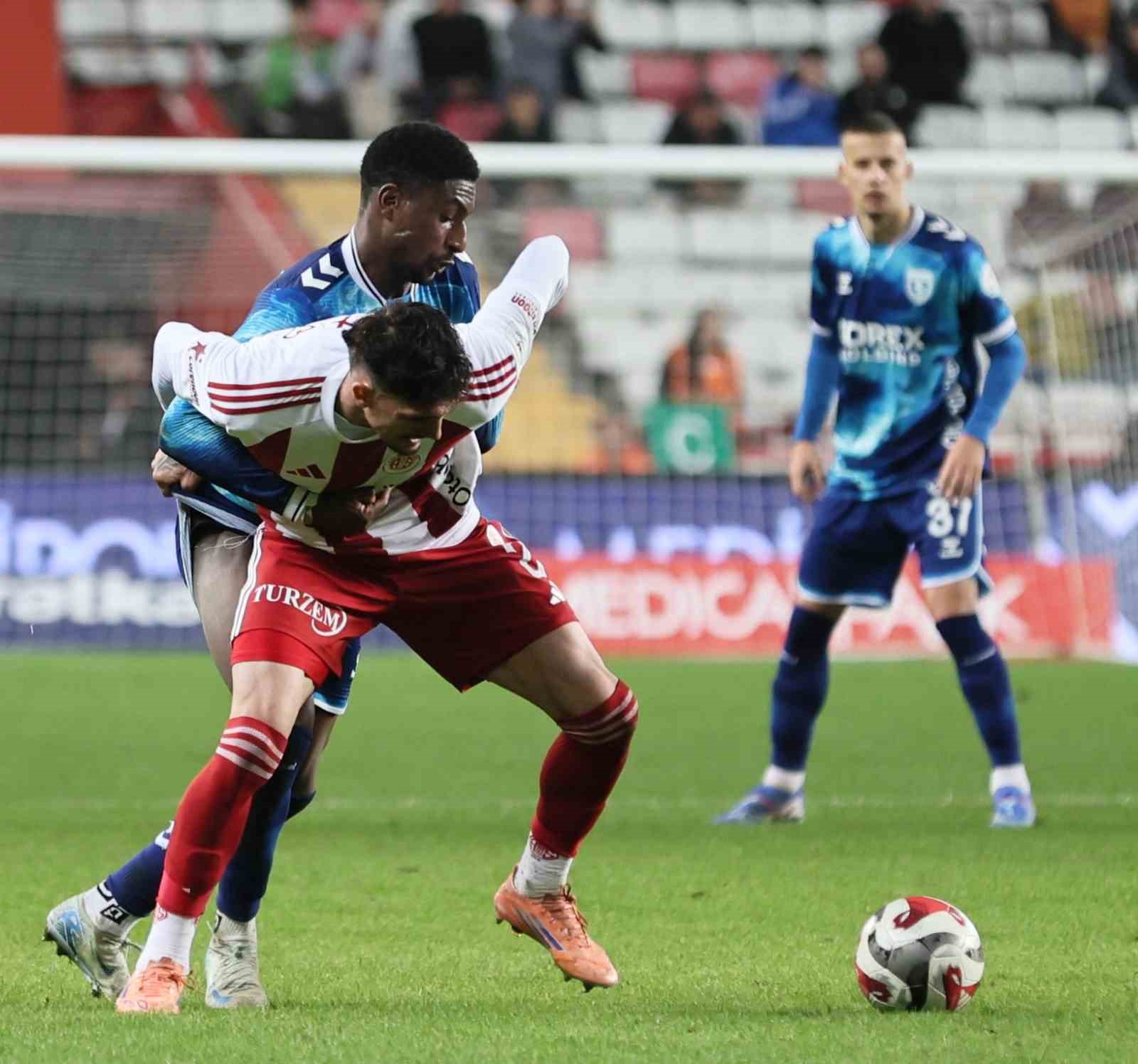 Trendyol Süper Lig: Antalyaspor: 3 - Samsunspor: 1 (Maç sonucu) 10 trendyol super lig antalyaspor 3 samsunspor 1 mac sonucu 6 SygZujSG