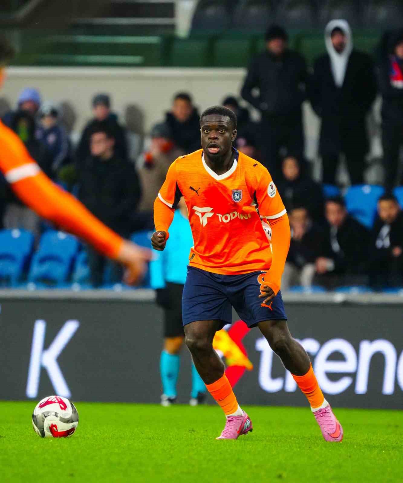 trendyol super lig basaksehir 2 fatih karagumruk 1 1