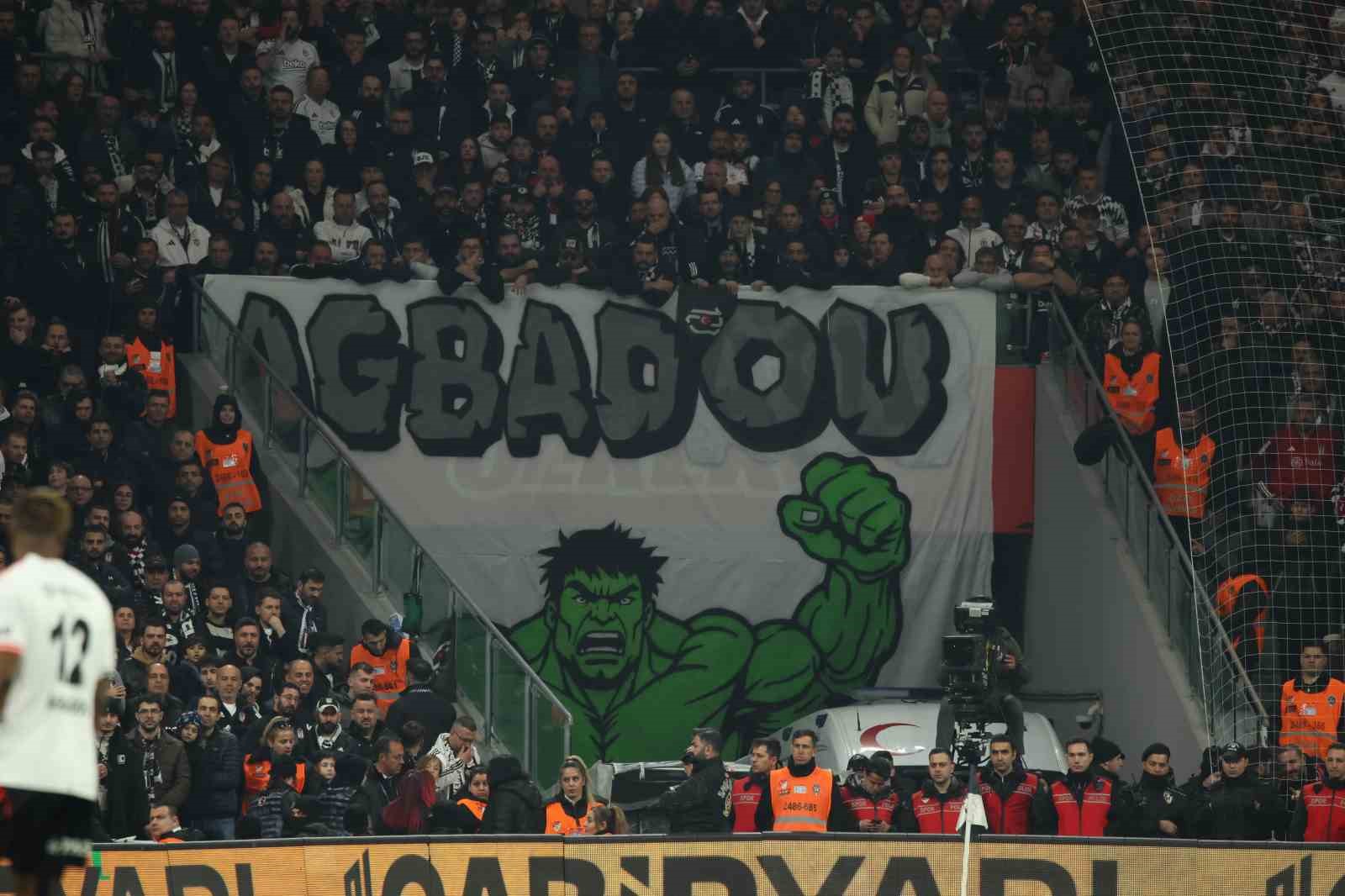 trendyol super lig besiktas 0 galatasaray 0 mac devam ediyor 7 ZQMPp8BT