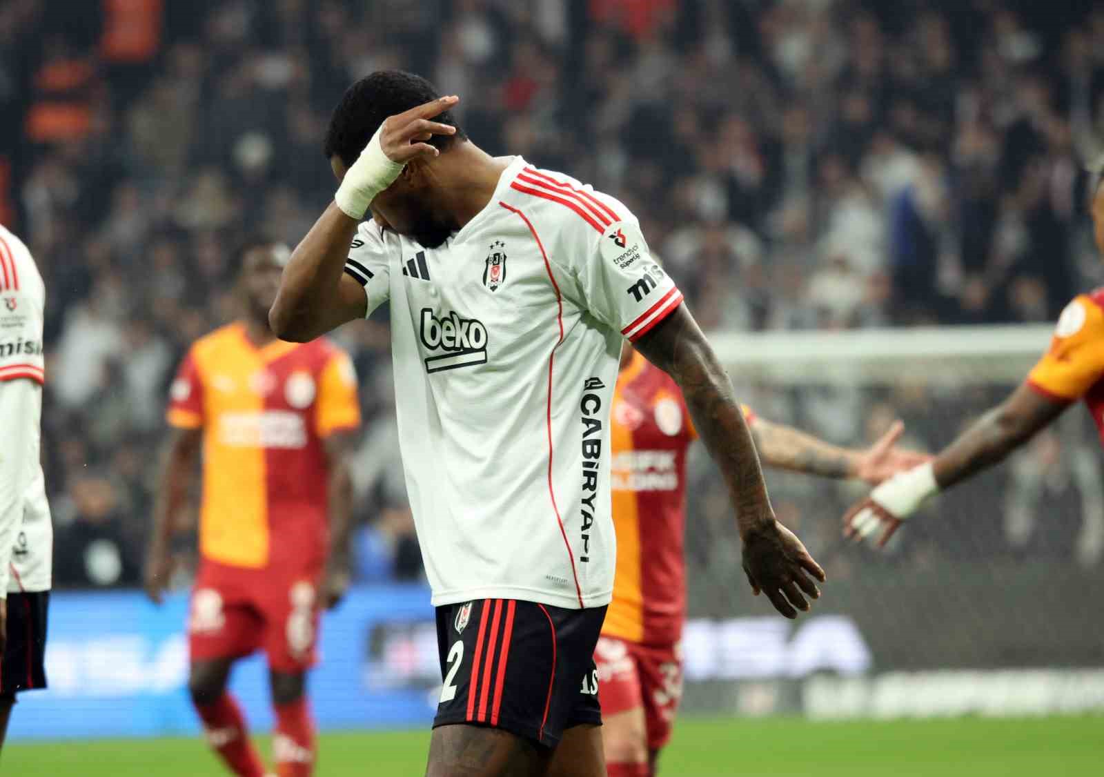 trendyol super lig besiktas 0 galatasaray 1 ilk yari 21 fVmAL6i5