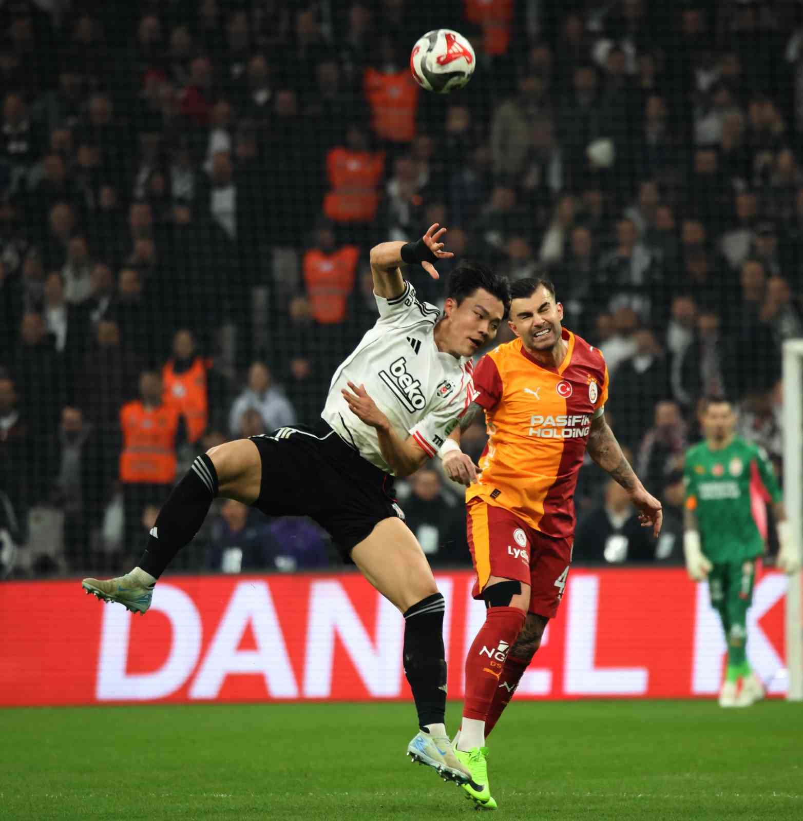trendyol super lig besiktas 0 galatasaray 1 ilk yari 47 C26khwN4