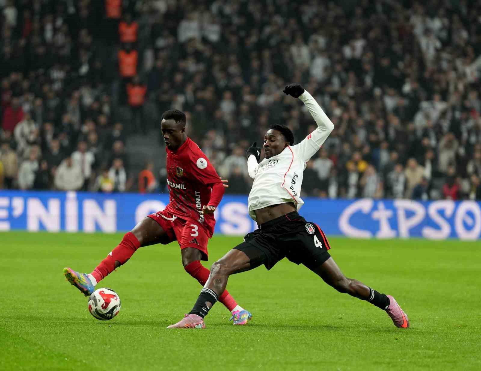 trendyol super lig besiktas 0 gaziantep fk 1 mac devam ediyor 19 HNi4p5T9