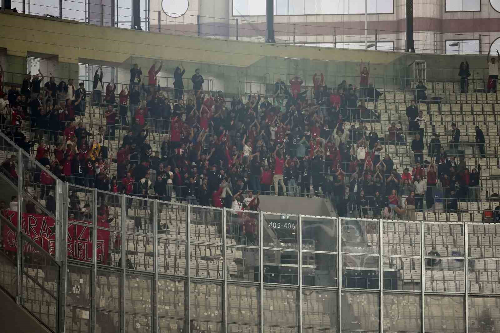 trendyol super lig besiktas 0 genclerbirligi 0 ilk yari 1 TU8ZBSZg