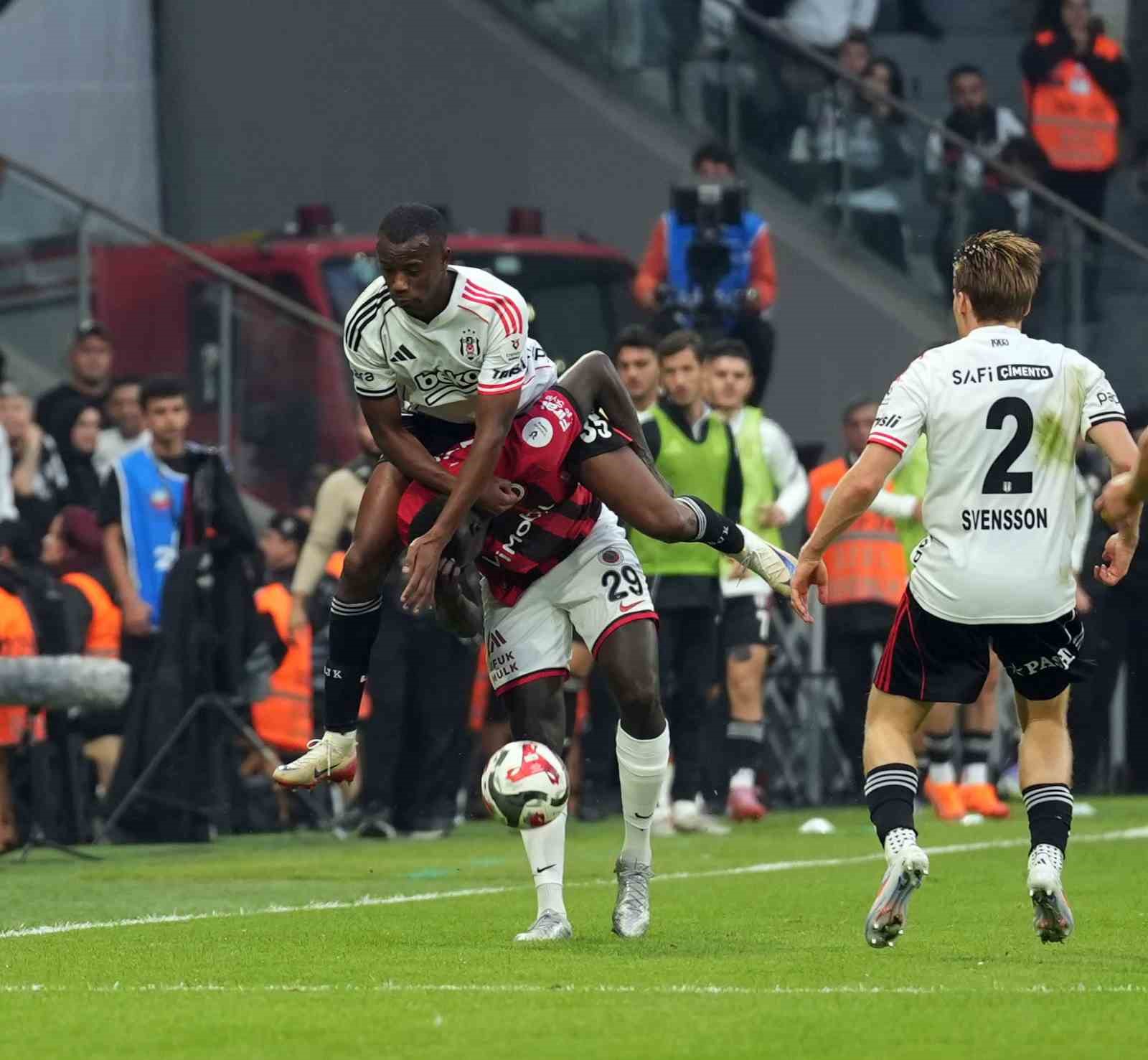 trendyol super lig besiktas 0 genclerbirligi 0 ilk yari 14 HQXWznIC