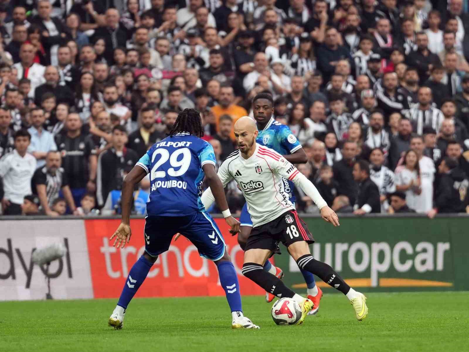 trendyol super lig besiktas 0 samsunspor 0 mac devam ediyor 27 BLVPH99N