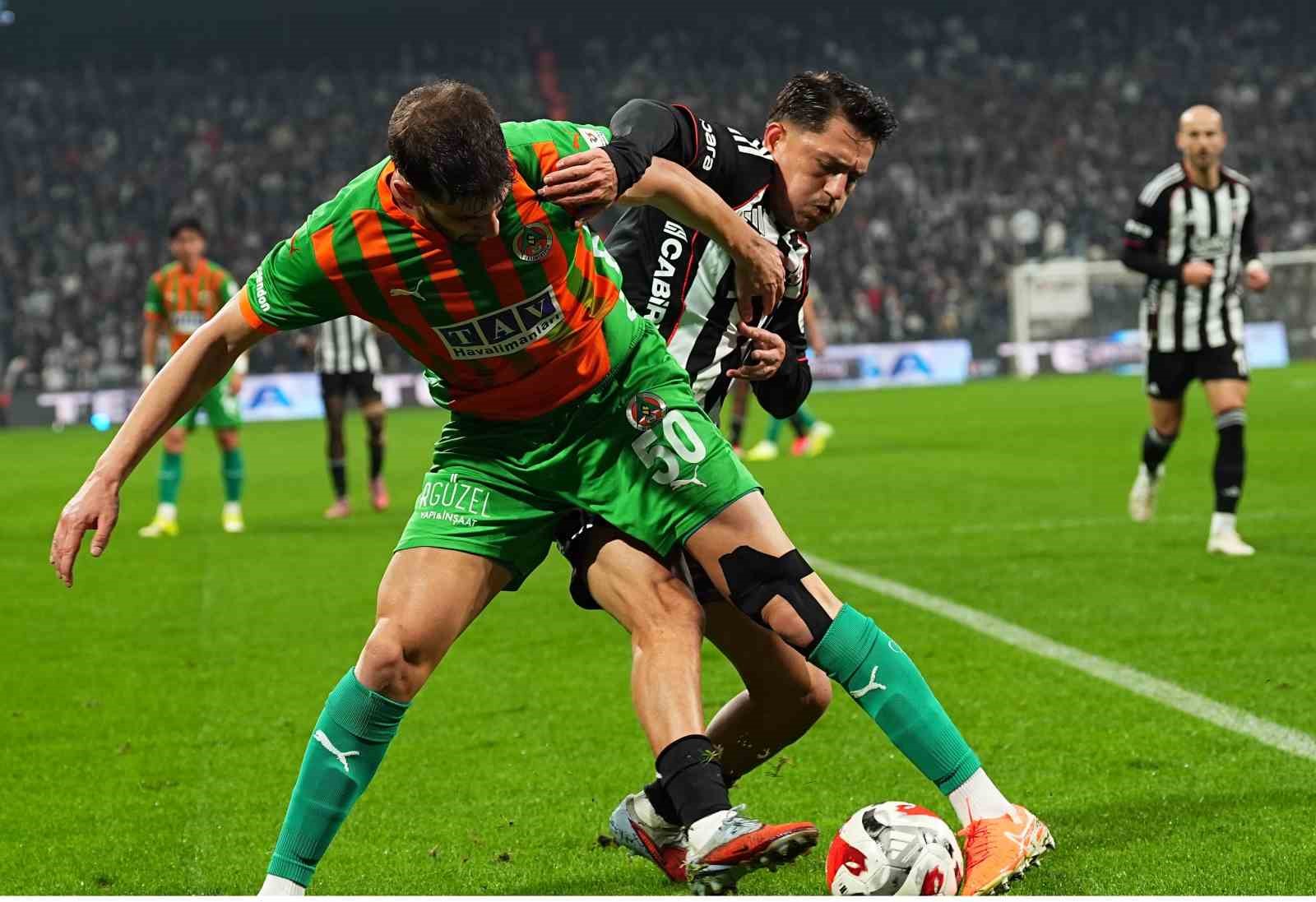 trendyol super lig besiktas 1 corendon alanyaspor 2 ilk yari 1 eEfMX2pC