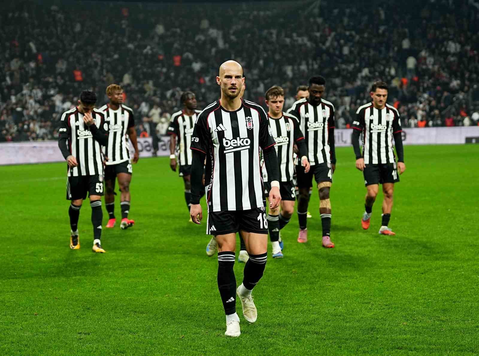 trendyol super lig besiktas 1 corendon alanyaspor 2 ilk yari 22 Y1l29b79