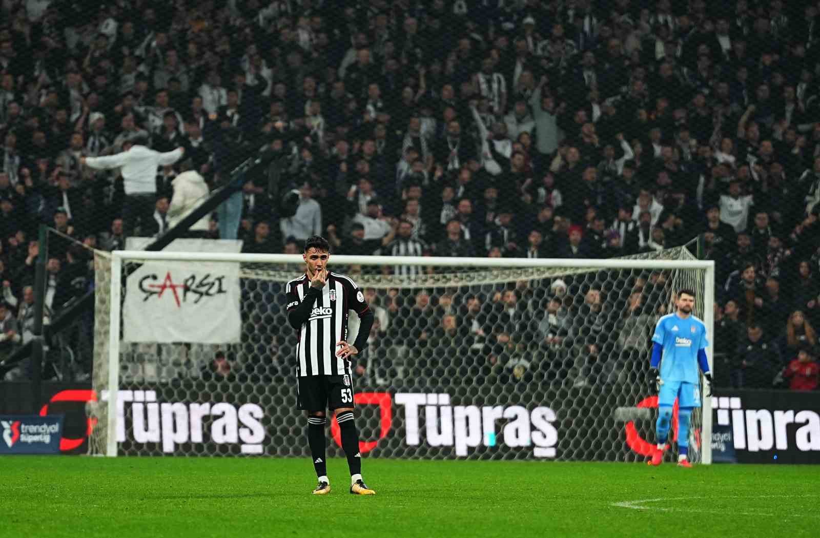 trendyol super lig besiktas 1 corendon alanyaspor 2 ilk yari 8 ZFzN63N6
