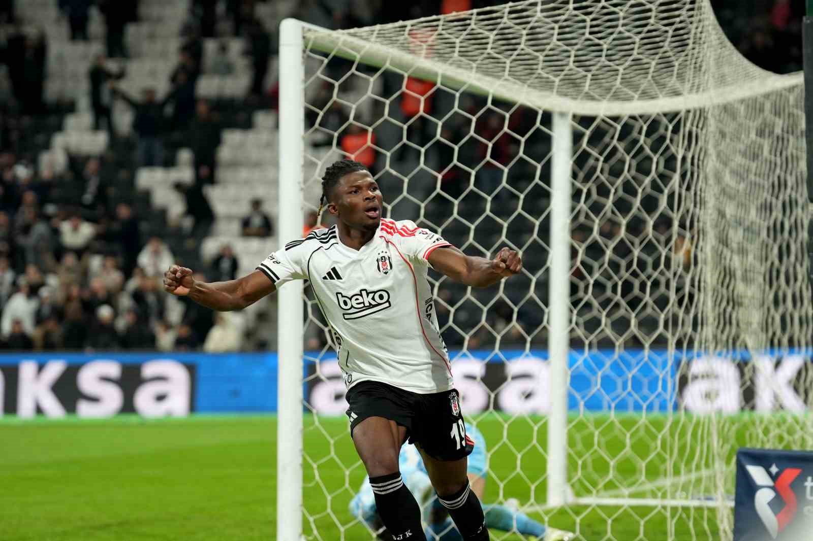 Trendyol Süper Lig: Beşiktaş: 1 - Gaziantep FK: 1 (İlk yarı) 14 trendyol super lig besiktas 1 gaziantep fk 1 ilk yari 10 dJp9WahD