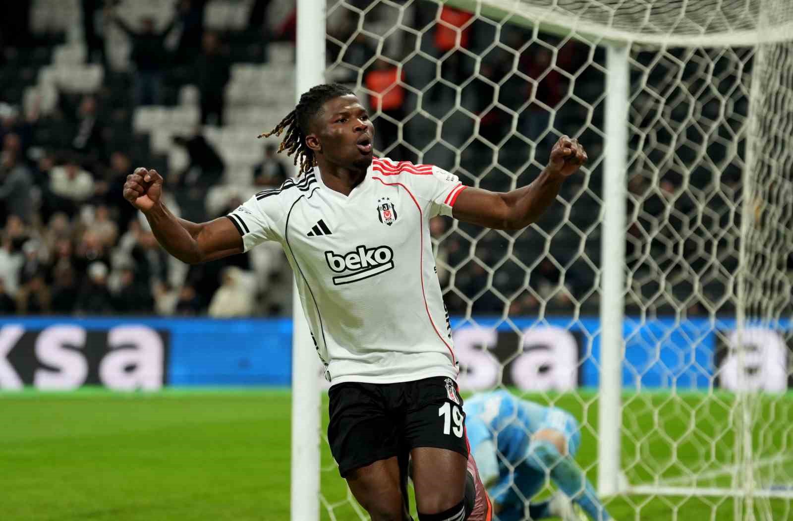 Trendyol Süper Lig: Beşiktaş: 1 - Gaziantep FK: 1 (İlk yarı) 15 trendyol super lig besiktas 1 gaziantep fk 1 ilk yari 11 rh8S98g9