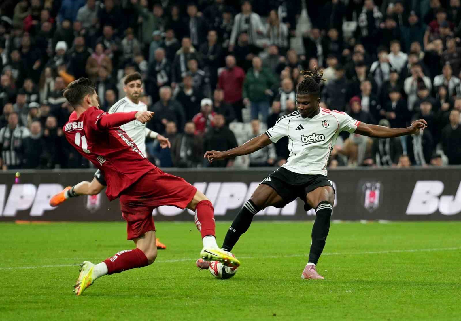 Trendyol Süper Lig: Beşiktaş: 1 - Gaziantep FK: 1 (İlk yarı) 35 trendyol super lig besiktas 1 gaziantep fk 1 ilk yari 31 2Z3e6tWR