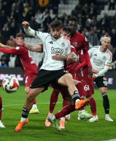 trendyol-super-lig-besiktas-1-gaziantep-fk-1-ilk-yari-jORx77GA.jpg