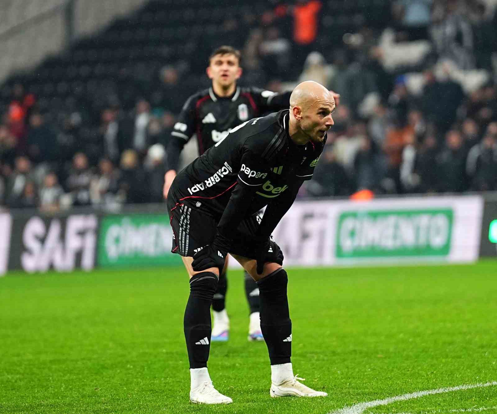 trendyol super lig besiktas 1 konyaspor 1 ilk yari 18 PdiuXXk6