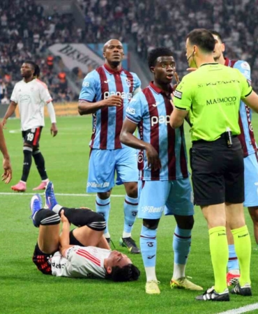 trendyol-super-lig-besiktas-1-trabzonspor-1-ilk-yari-VV1sl5V1.jpg