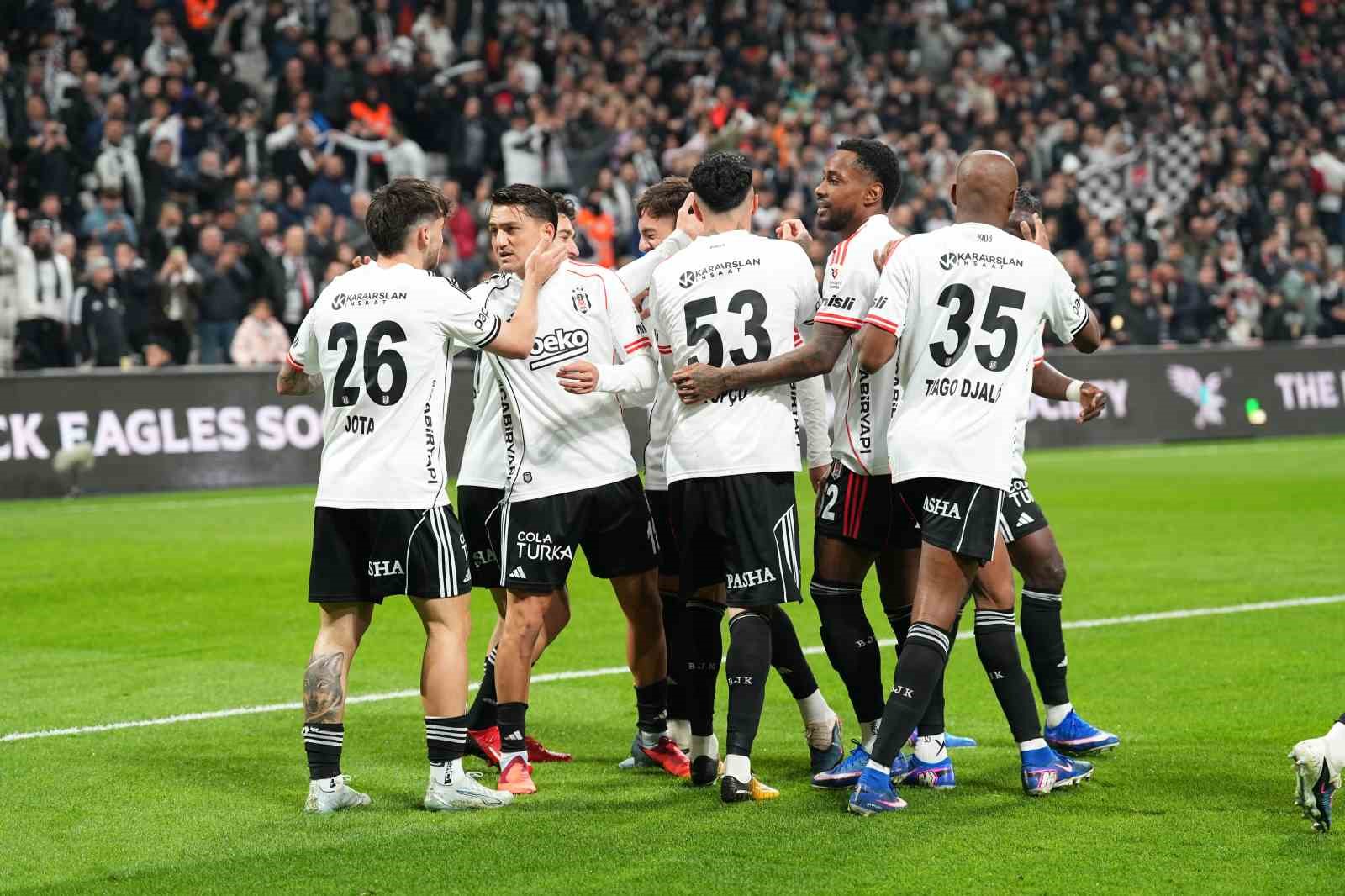 Trendyol Süper Lig: Beşiktaş: 2 - Antalyaspor: 0 (Maç devam ediyor) 34 trendyol super lig besiktas 2 antalyaspor 0 mac devam ediyor 30
