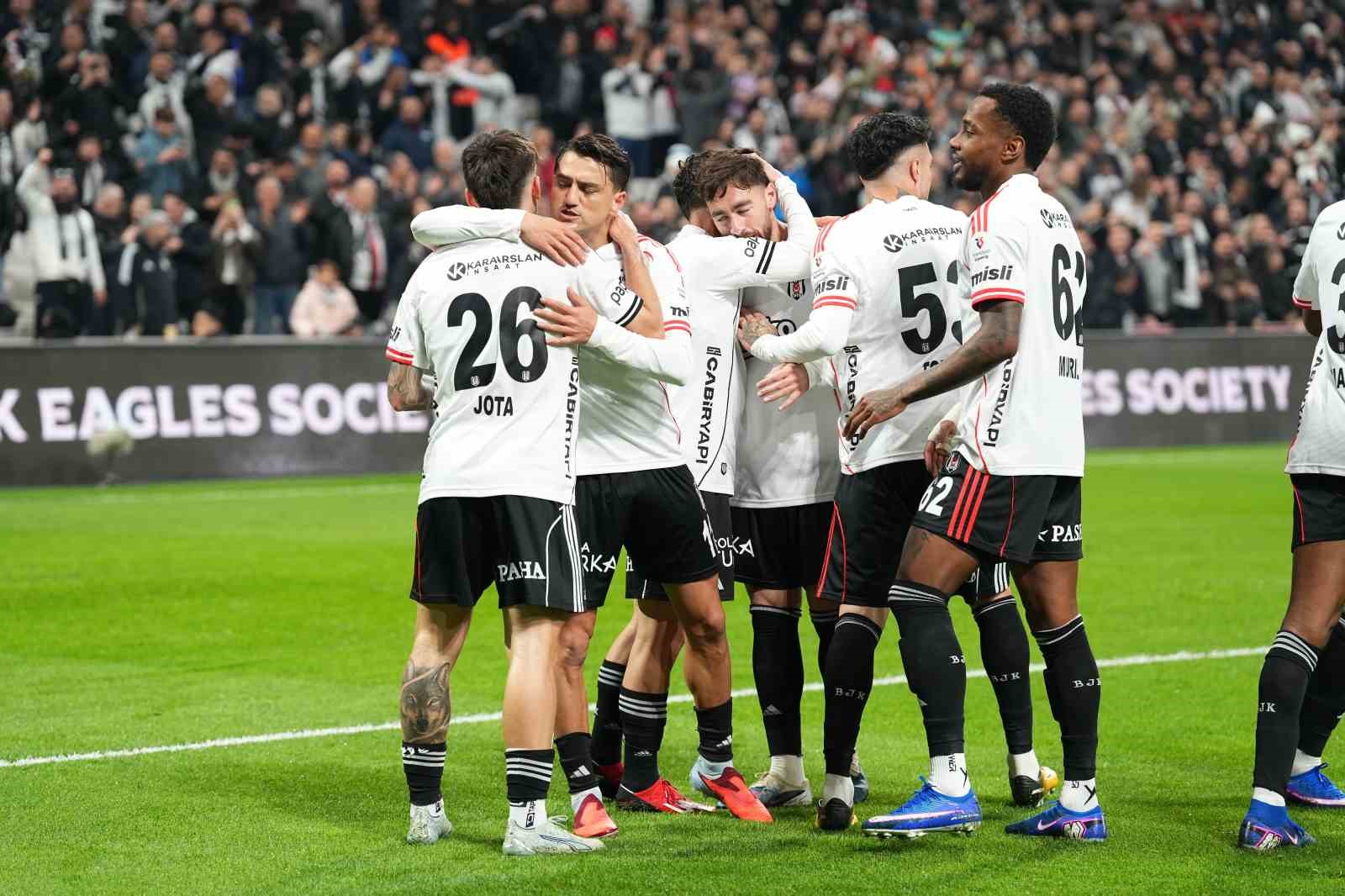 Trendyol Süper Lig: Beşiktaş: 2 - Antalyaspor: 0 (Maç devam ediyor) 35 trendyol super lig besiktas 2 antalyaspor 0 mac devam ediyor 31 feJ5yRJK