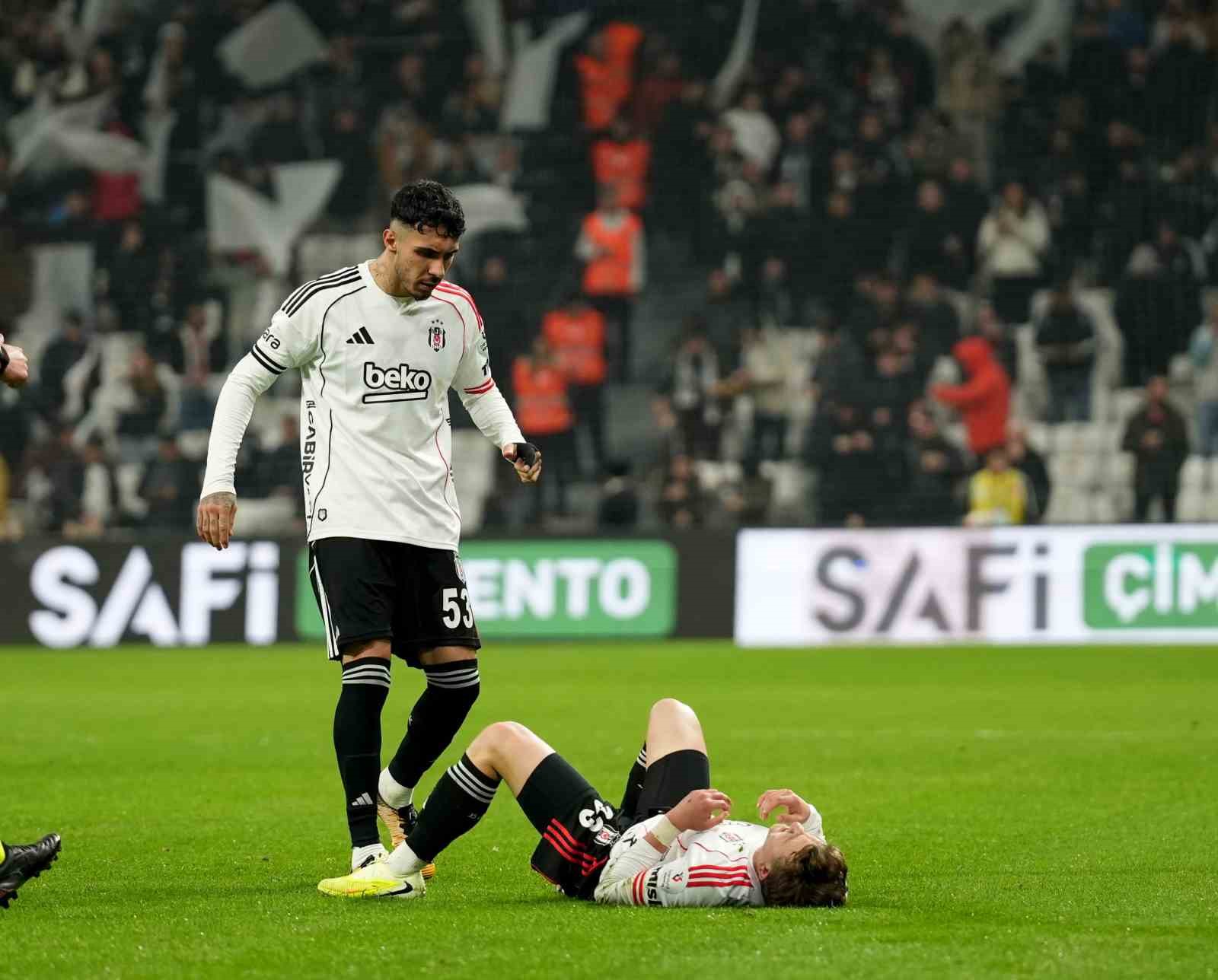 trendyol super lig besiktas 2 gaziantep fk 2 mac sonucu 11 wbWMLy8z