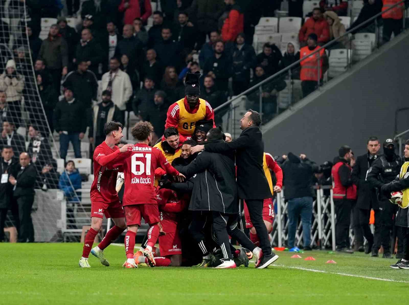 trendyol super lig besiktas 2 gaziantep fk 2 mac sonucu 31 qaHJlKqL