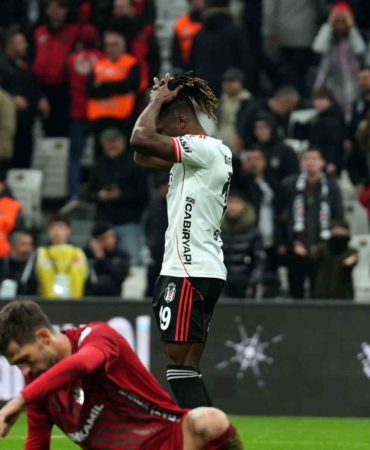 trendyol-super-lig-besiktas-2-gaziantep-fk-2-mac-sonucu-4AbRHplT.jpg