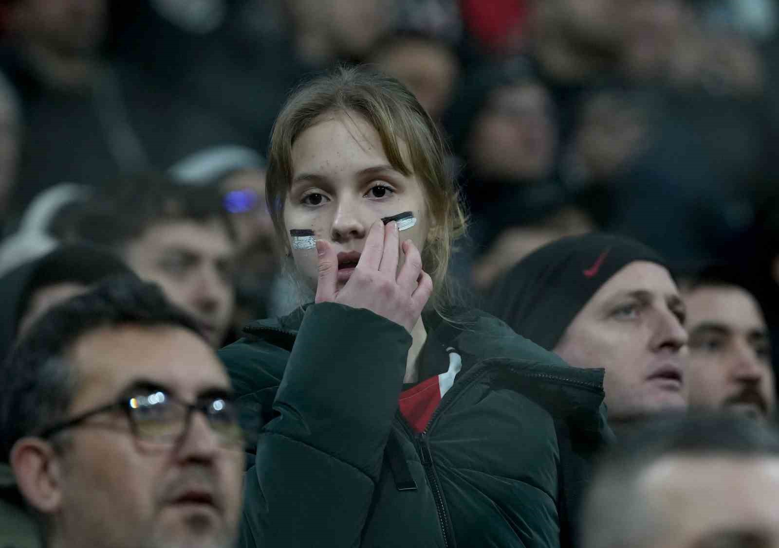 trendyol super lig besiktas 2 gaziantep fk 2 mac sonucu 54 BiHOJPuF