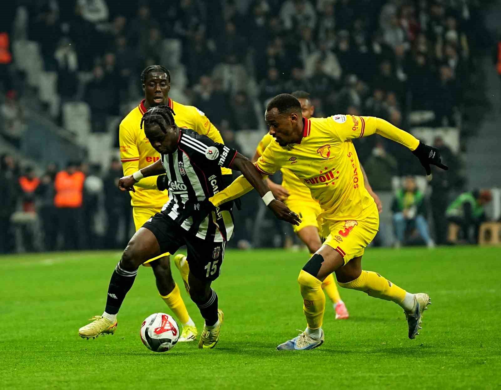 Trendyol Süper Lig: Beşiktaş: 2 - Göztepe: 0 (İlk yarı) 4 trendyol super lig besiktas 2 goztepe 0 ilk yari 0 EqwSEec2