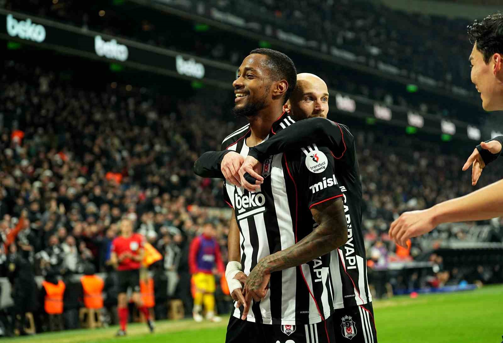 Trendyol Süper Lig: Beşiktaş: 2 - Göztepe: 0 (İlk yarı) 10 trendyol super lig besiktas 2 goztepe 0 ilk yari 6 ZesRC4jd